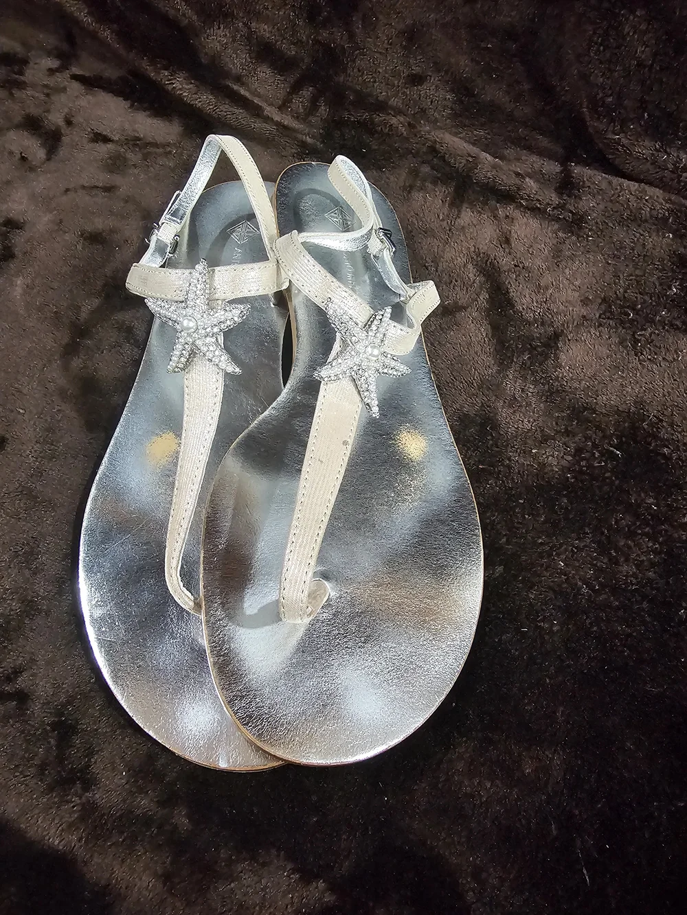 ANTONIO MELANI Silver Star-Embellished Women's Sandals
